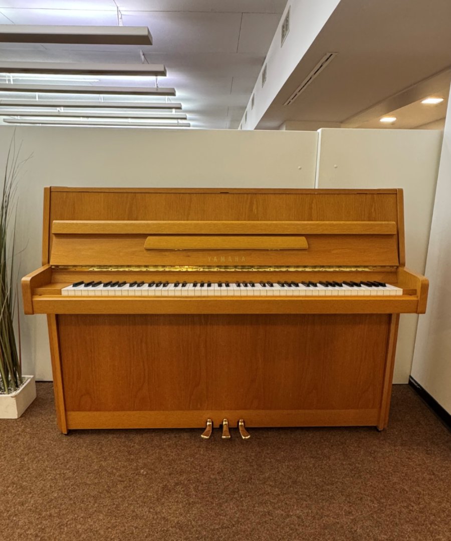 Yamaha M-108 von 1986 in Eiken mat