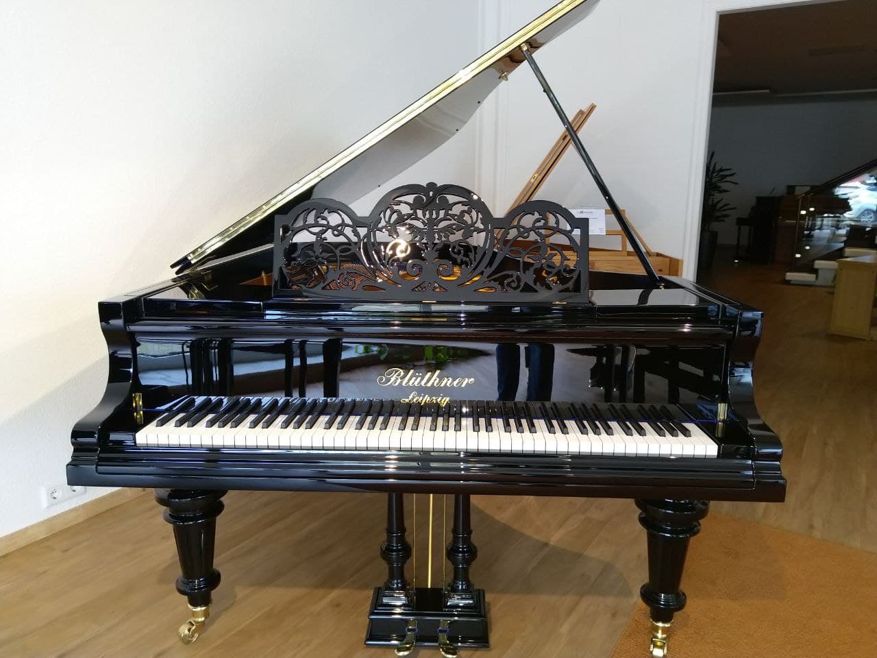 Blüthner Aliquot 190 von 1906 in Zwart glimmend