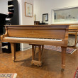 Steinway & Sons O-180 von 1979 in Noten mat