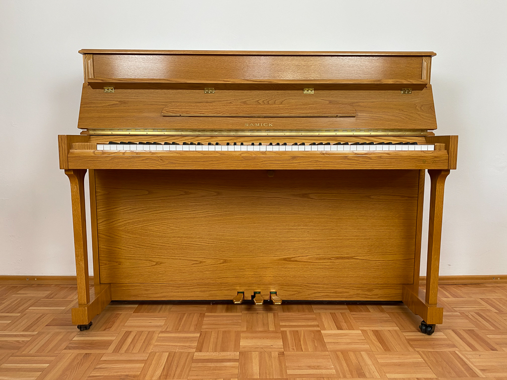 Samick SU 114 von 2001 in Eiken mat