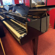 Grotrian-Steinweg 185 von 1973 in Zwart glimmend