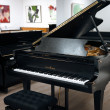 Schimmel 210 von 1988 in Zwart mat
