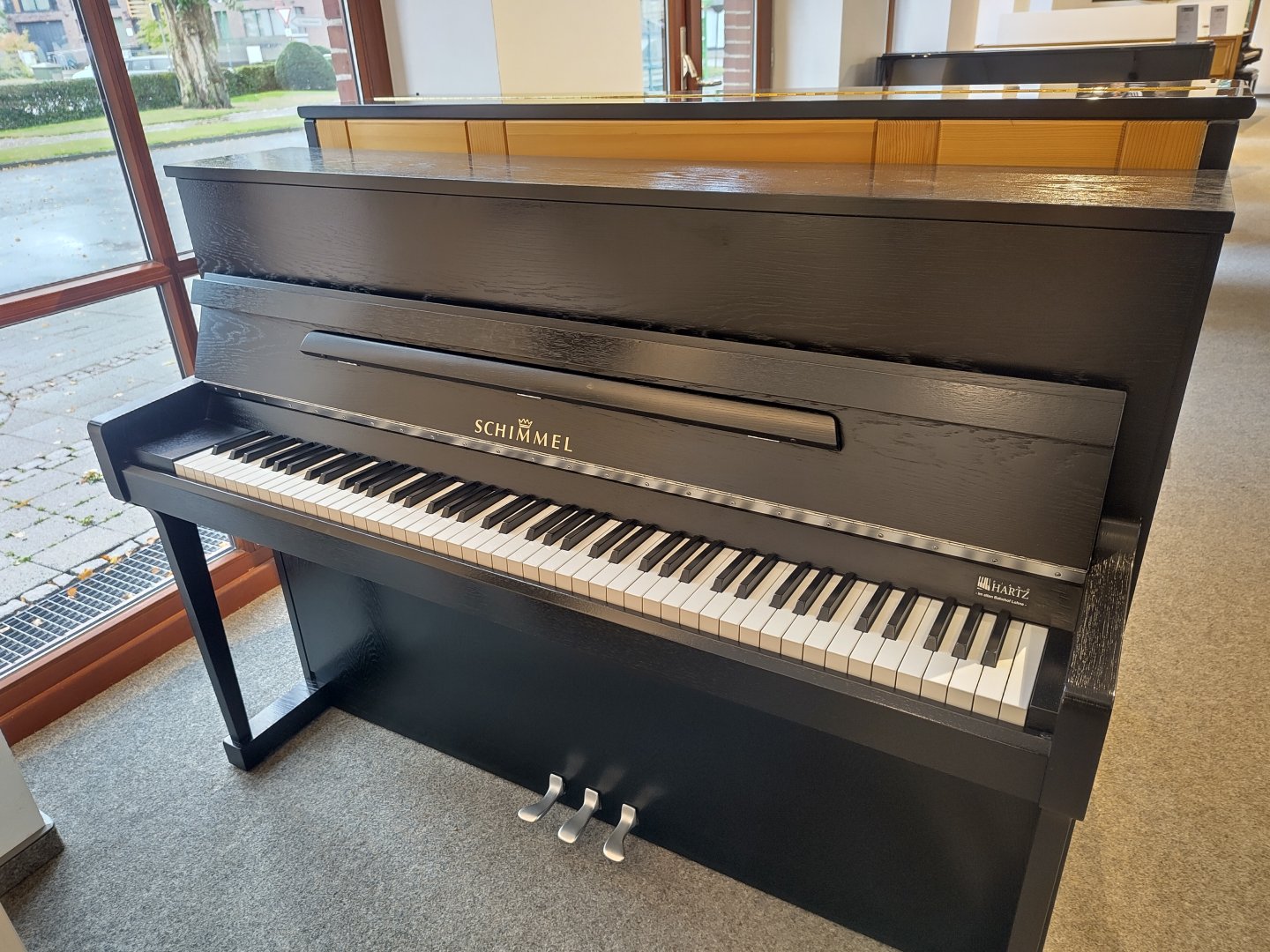 Schimmel 112 von 1988 in Zwart mat