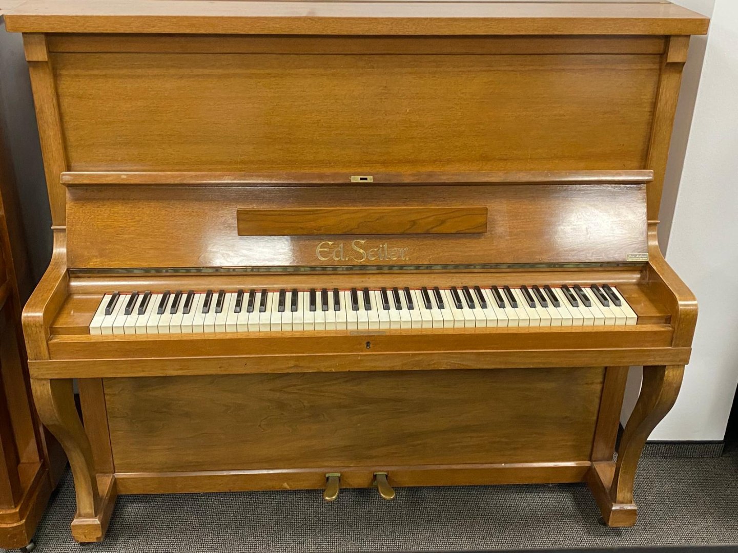 Seiler 134 von 1907 in Hout mat